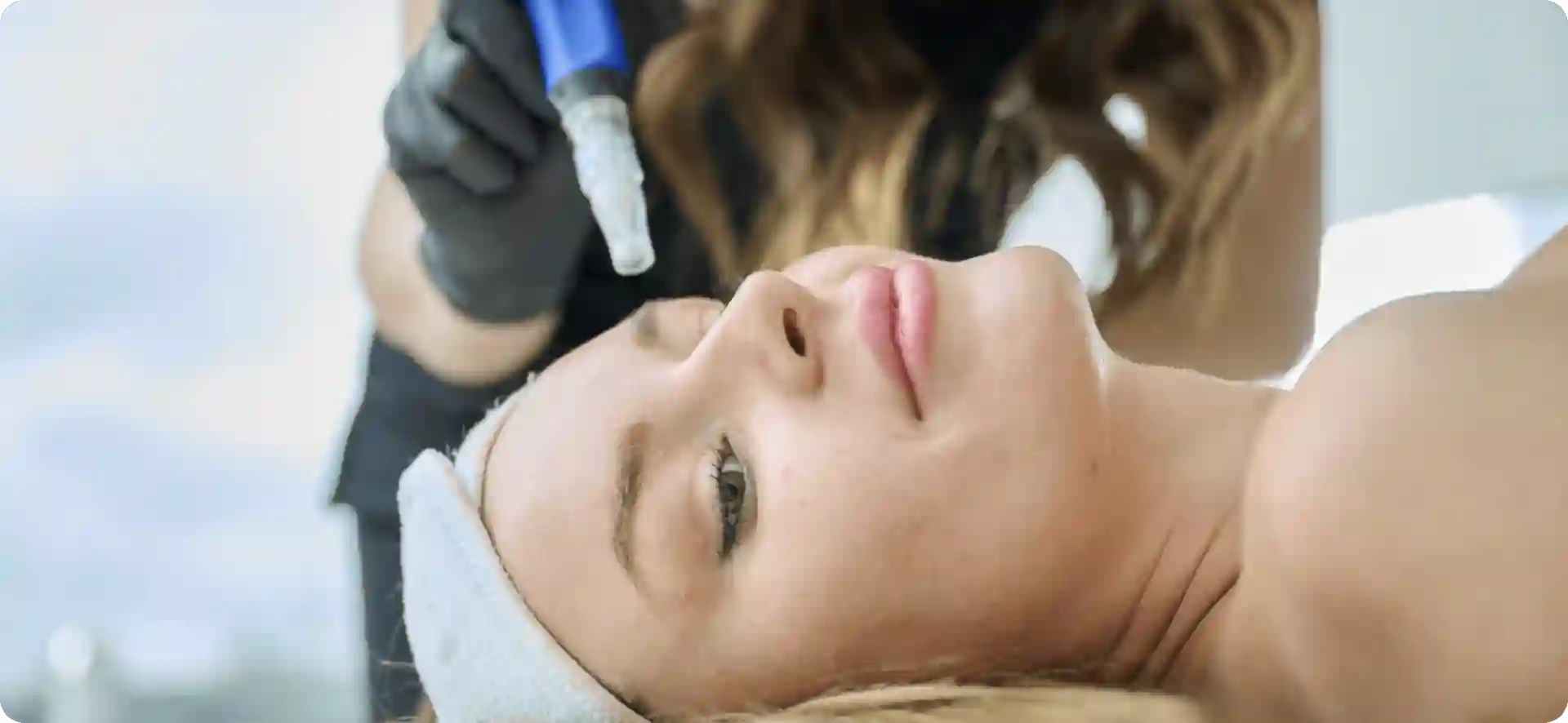How Do Microneedles Trigger New Collagen and Elastin in Loose Skin Melton Mowbray?